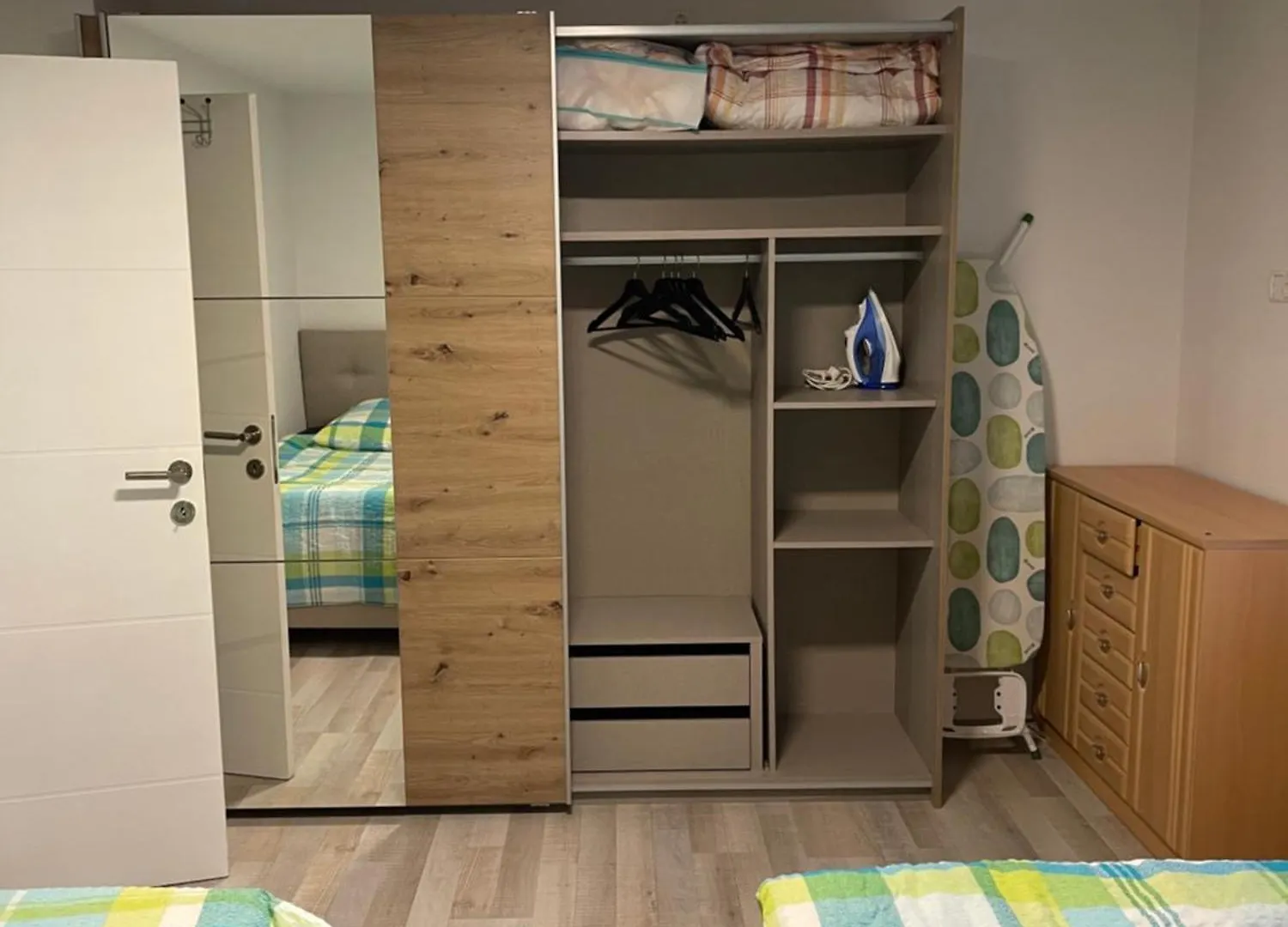 Schoene Eg Wohnung كولبرمور شقة